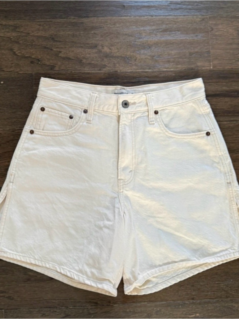 A&F The Loose High Rise Shorts 26